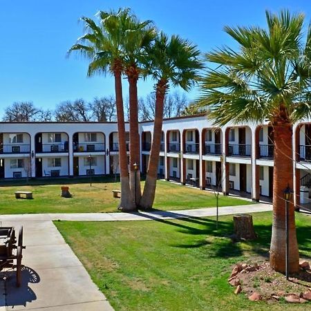 Hotel Hacienda Nuevo Casas Grandes Bagian luar foto