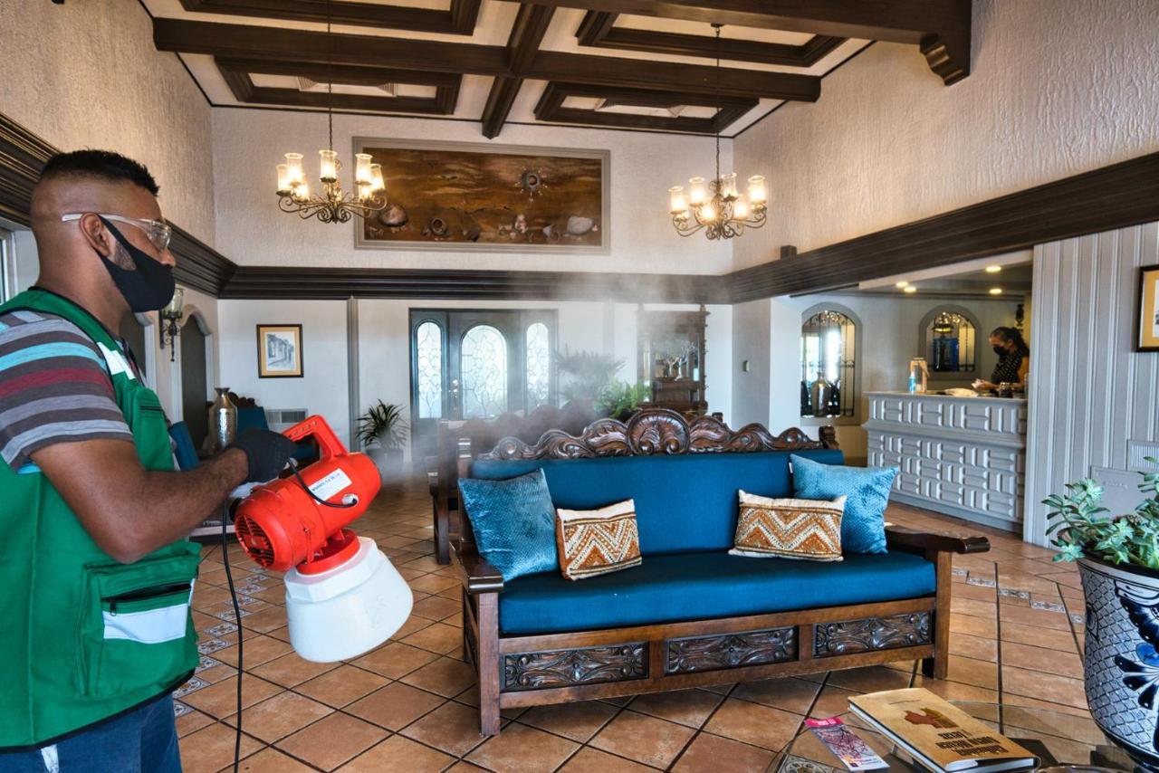 Hotel Hacienda Nuevo Casas Grandes Bagian luar foto