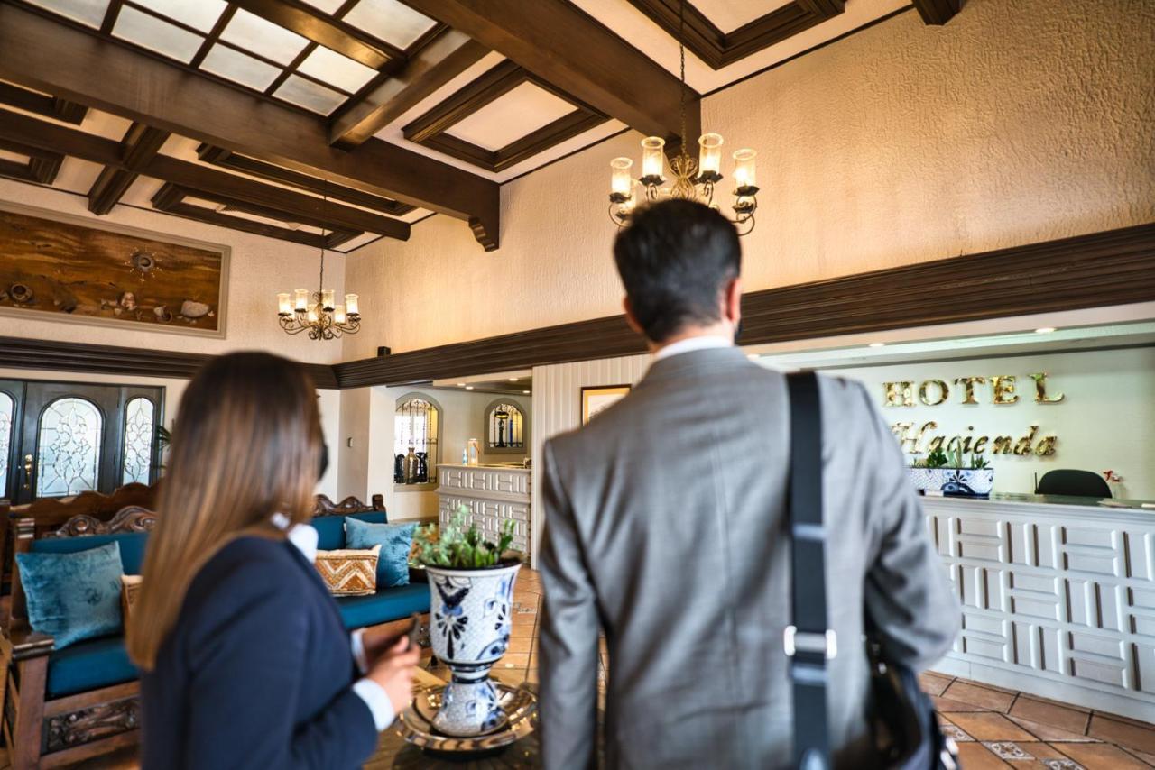 Hotel Hacienda Nuevo Casas Grandes Bagian luar foto